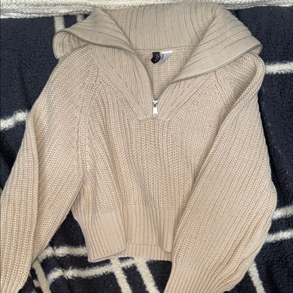 H&M Beige Knit Sweater